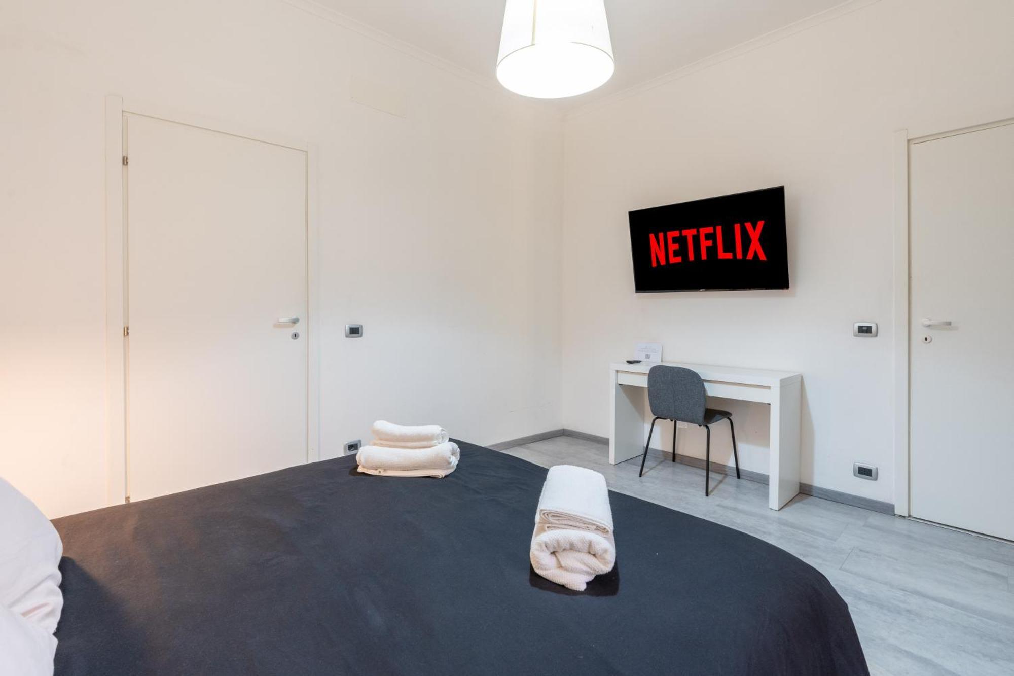 Amazing Apartment Near To Colosseo And Subway Rome Exterior photo